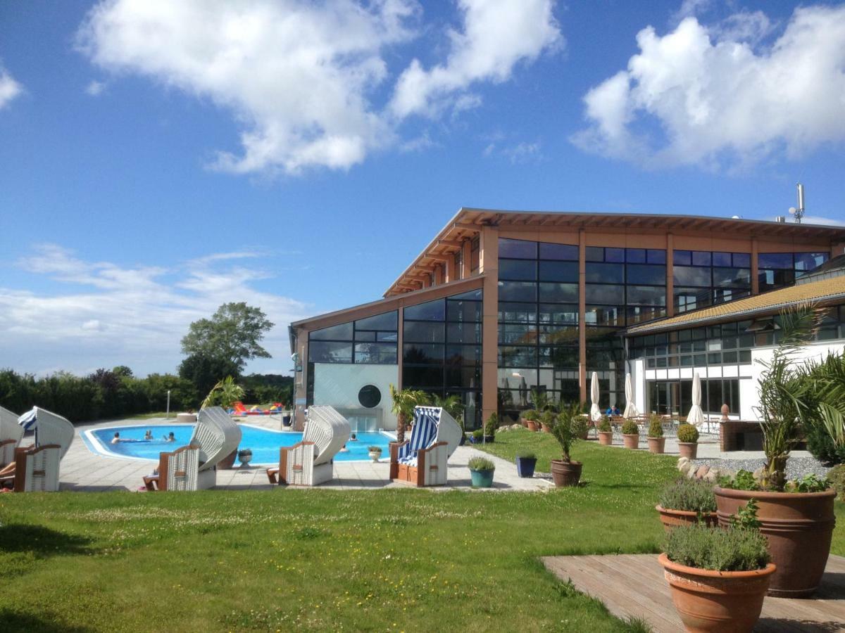 Ferienwohnung Kranich im Ferien-Resort Rügen Sagard Exterior foto